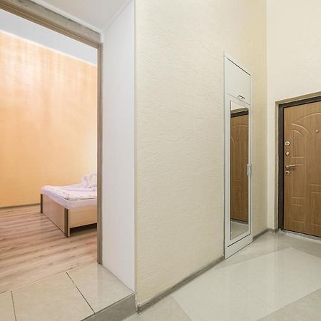 Apartment Near Deribasovskaya โอเดสซา ภายนอก รูปภาพ
